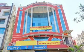 Oyo 10596 Hotel Indu