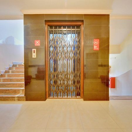 Oyo 10596 Hotel Indu Hyderabad Exterior photo